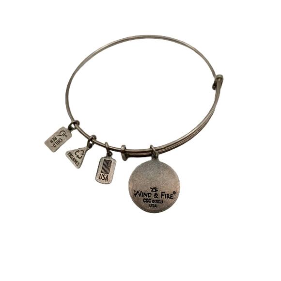✨ Wind & Fire Cross Fleur-De-Lis Bangle | Silver Tone Adjustable USA Charm - Picture 7 of 12